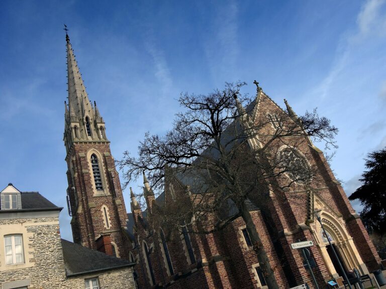 L'église Saint-Martin de Cesson-Sévigné